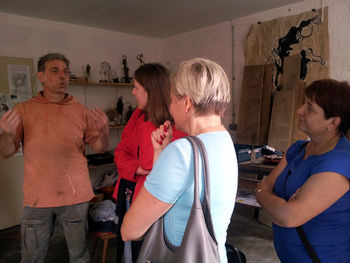 Visite de la résidence d'artistes avec Zarco et Sylvia Trouvé